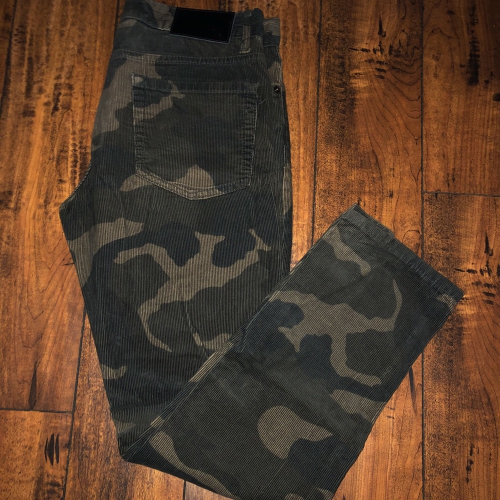 Standard Cloth
UrbanOutfitters